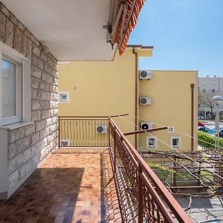 City Apartment Domagoj Omis Exterior photo