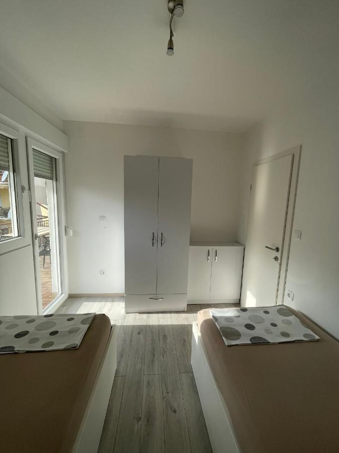 City Apartment Domagoj Omis Exterior photo